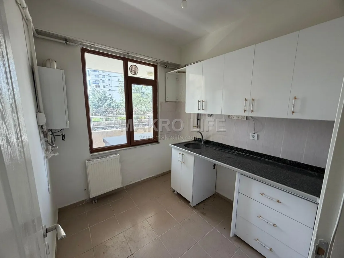 RADİSON OTEL ARKASINDA 2+1 KİRALIK DAİRE