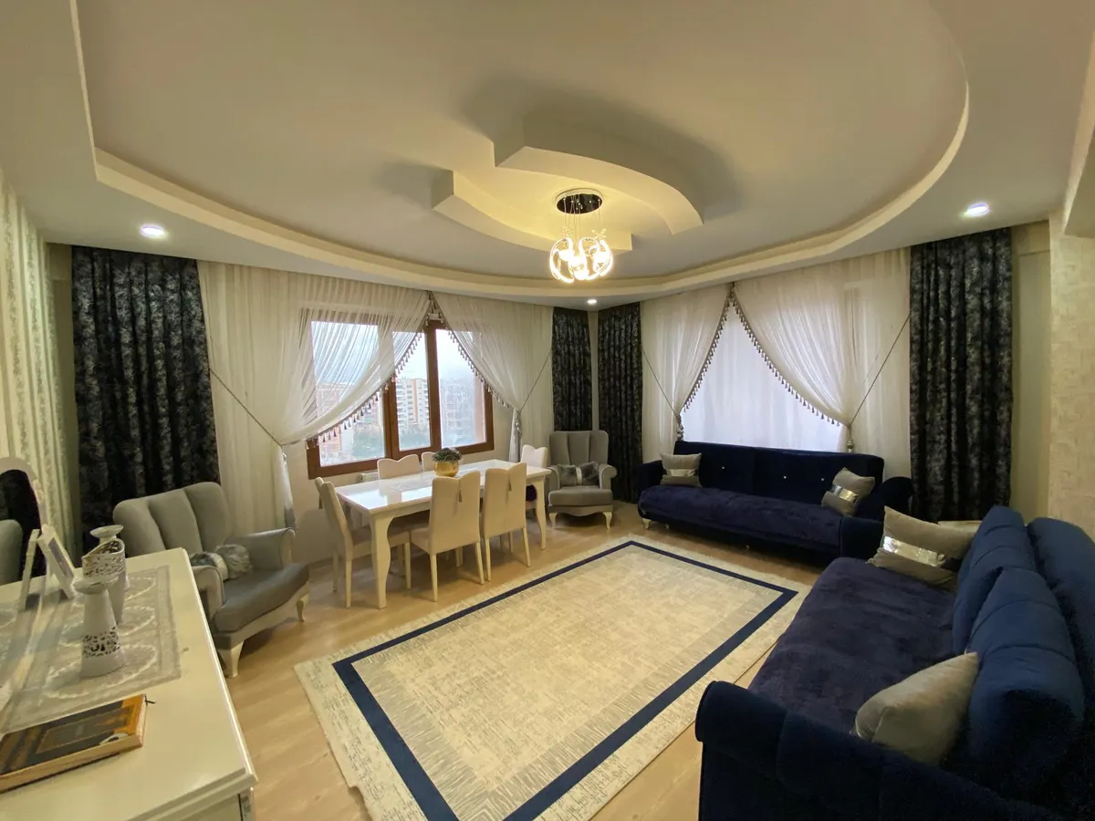 BAĞCILAR ARAM TIGRAN CADDESİNDE 3+1 LÜX DAİRE